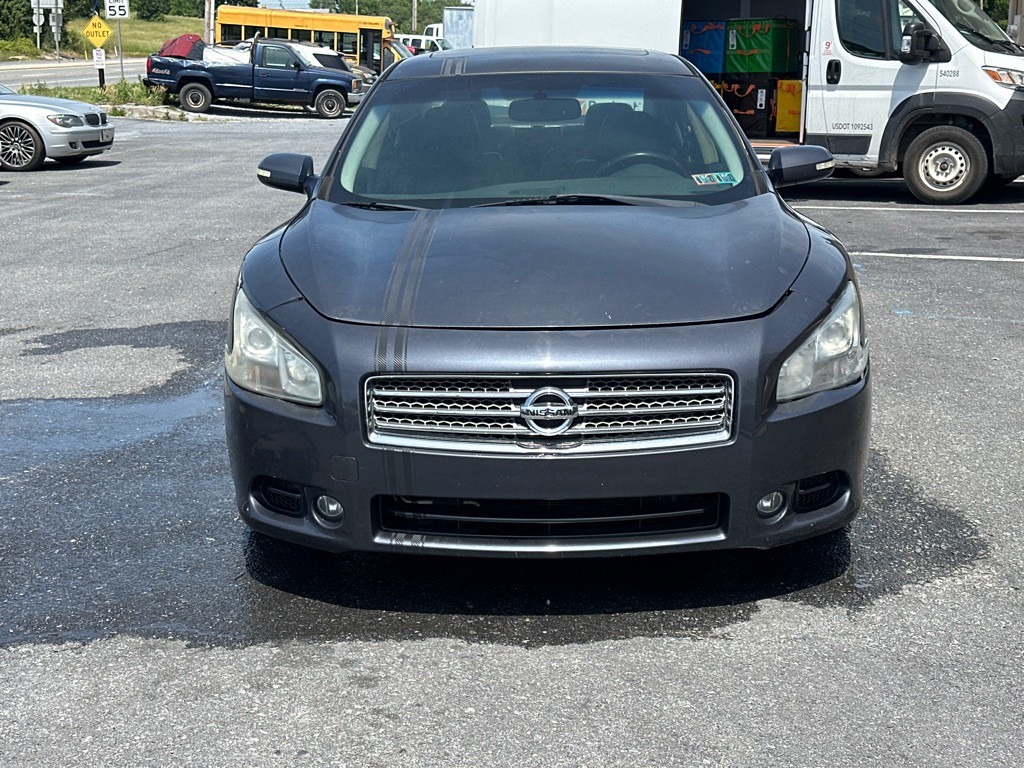 2010 Nissan Maxima Image 8