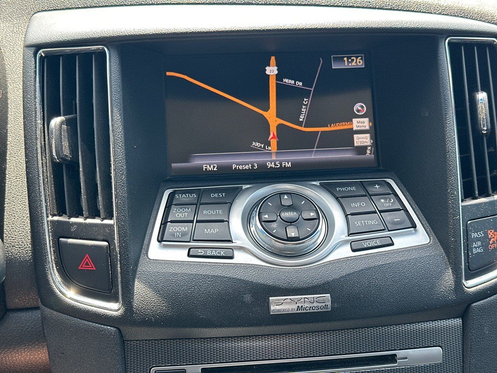 2010 Nissan Maxima Image 13