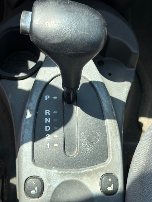 2005 Ford Focus Image 15