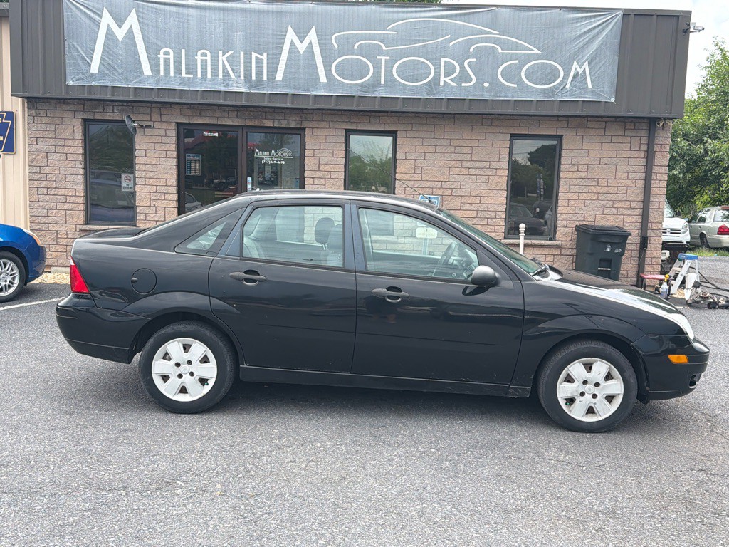 2006 Ford Focus Image 2