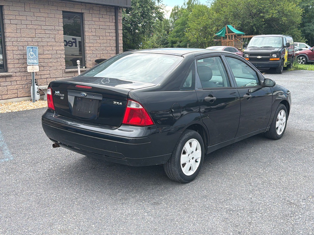 2006 Ford Focus Image 3