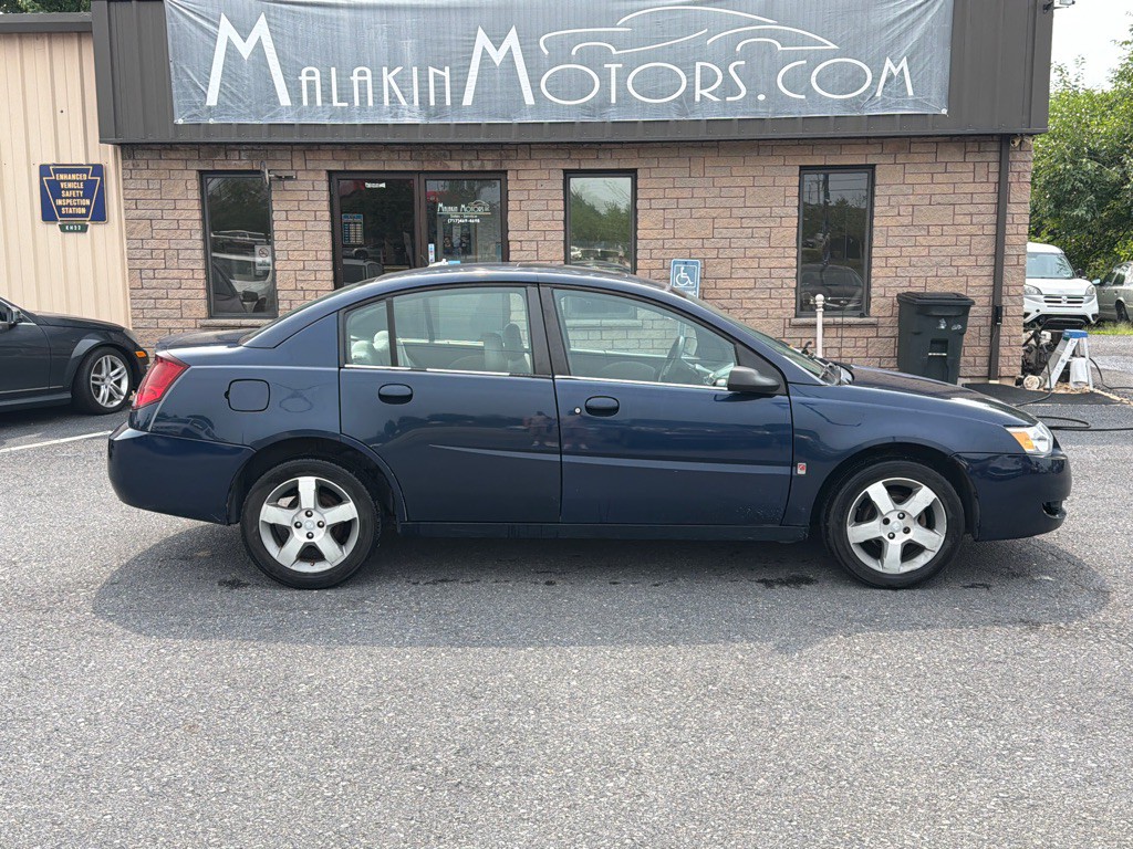 2007 Saturn ION Image 2