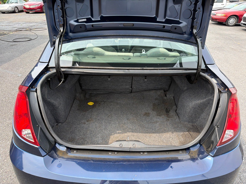 2007 Saturn ION Image 13