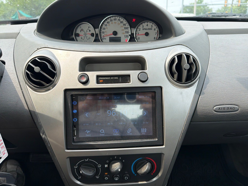 2007 Saturn ION Image 15