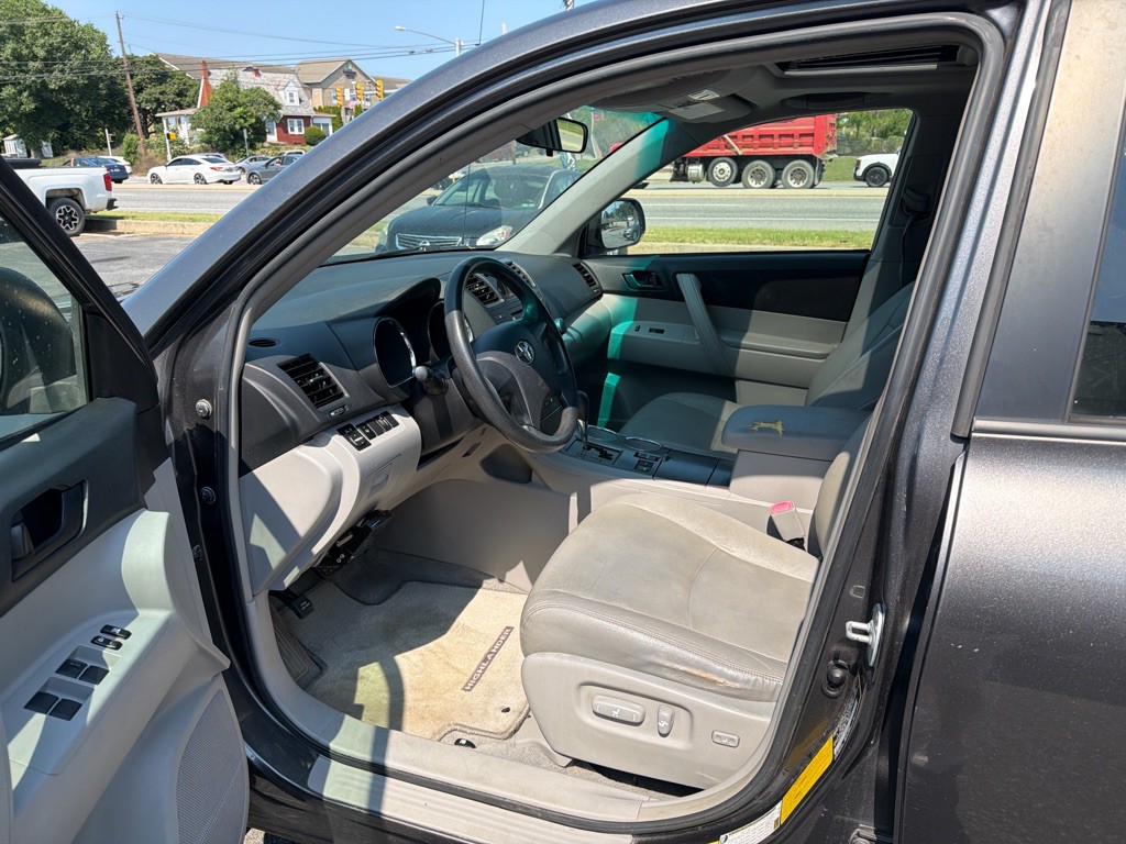 2008 Toyota Highlander Image 9