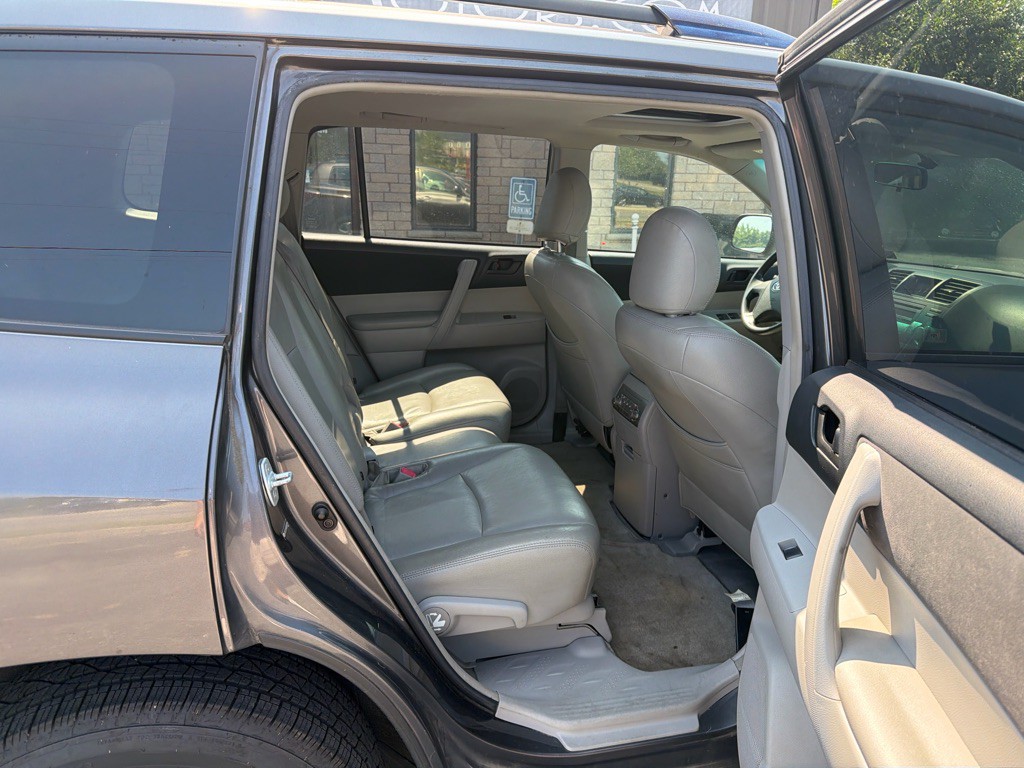 2008 Toyota Highlander Image 11