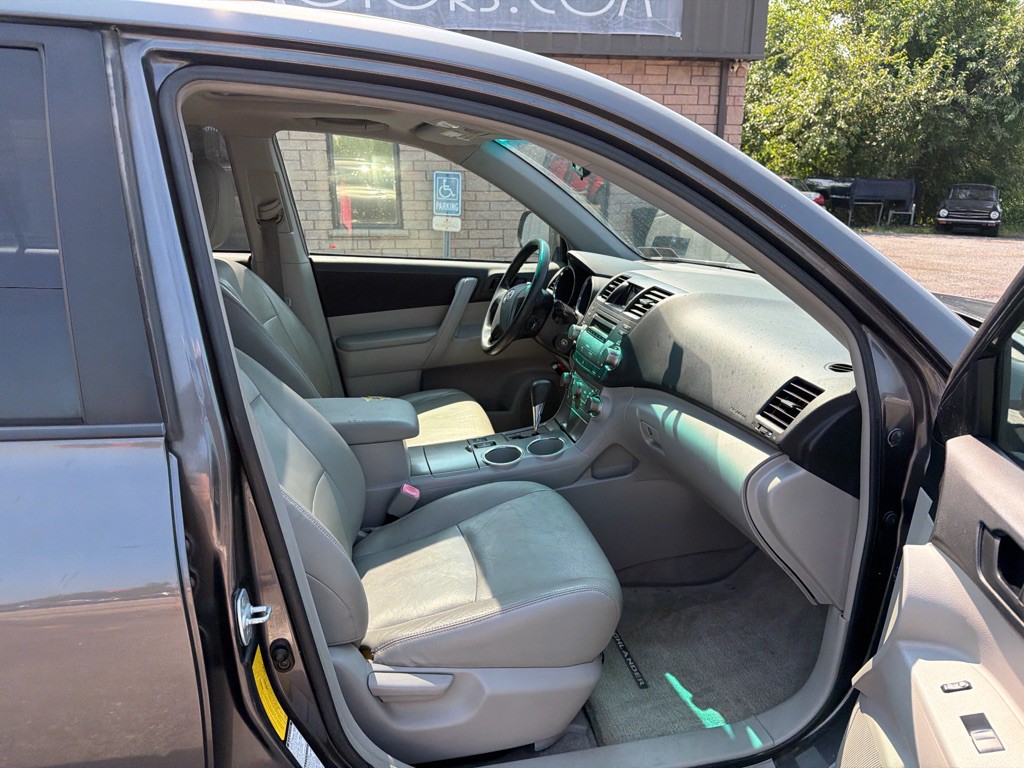 2008 Toyota Highlander Image 12