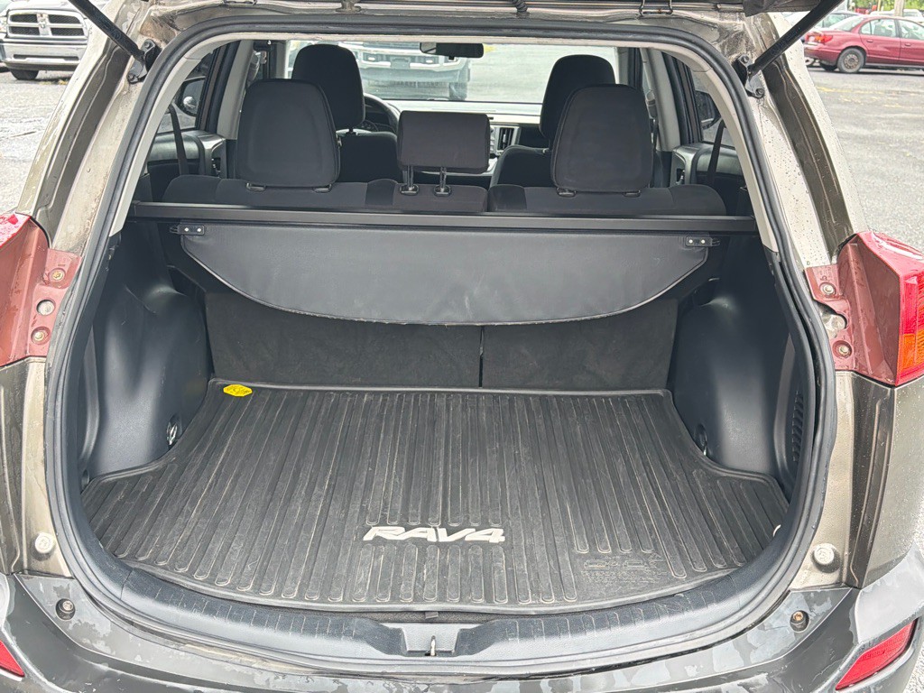 2015 Toyota Rav4 Image 13