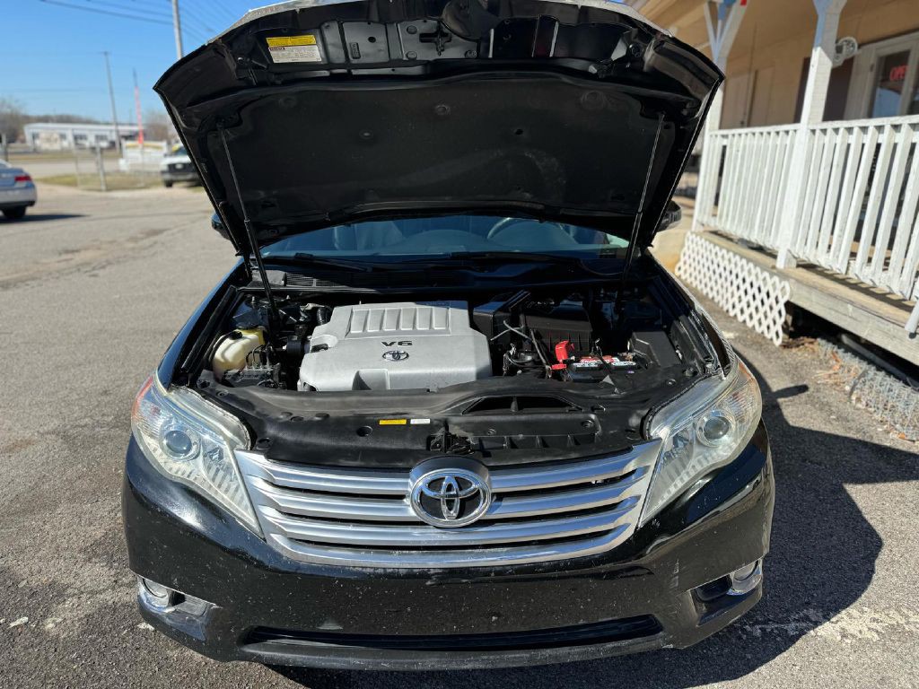 2011 Toyota Avalon Image 15