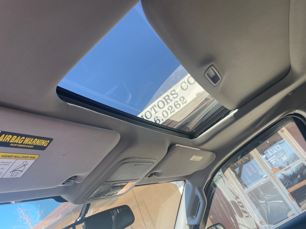 2014 Honda Ridgeline Image 17