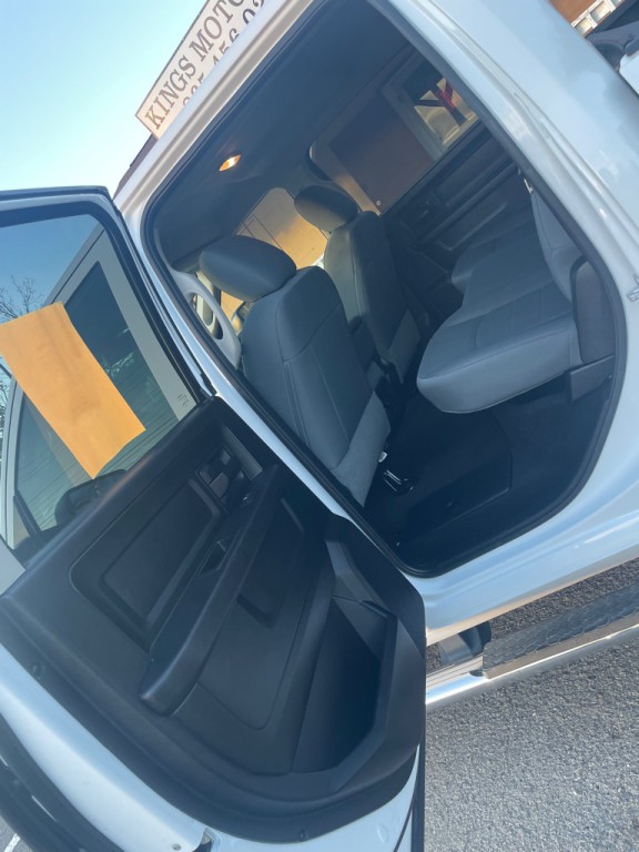 2016 RAM 1500 Image 6