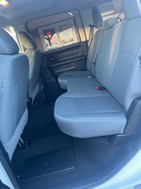 2016 RAM 1500 Image 7