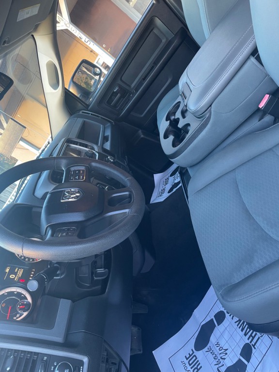 2016 RAM 1500 Image 9