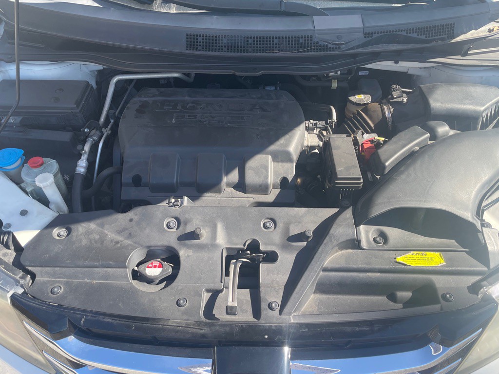 2015 Honda Odyssey Image 18