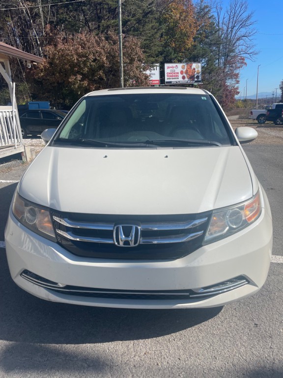 2015 Honda Odyssey Image 2