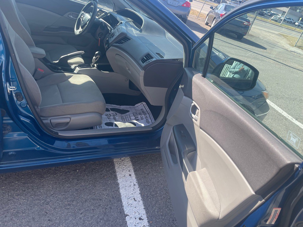 2012 Honda Civic Image 13