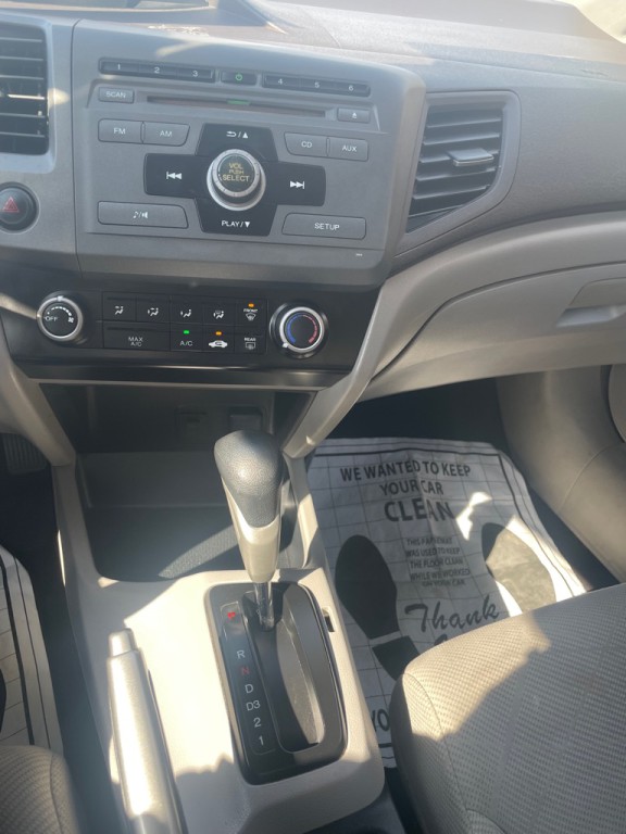 2012 Honda Civic Image 17