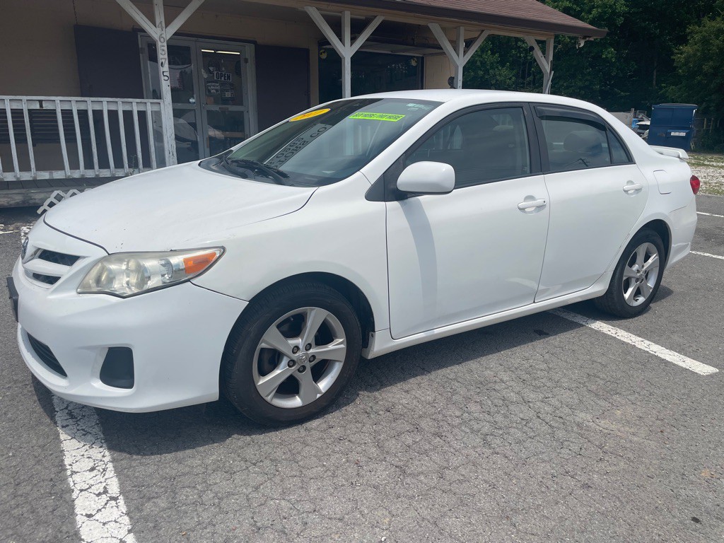 2011 Toyota Corolla Image 3