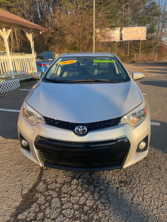 2016 Toyota Corolla Image 2