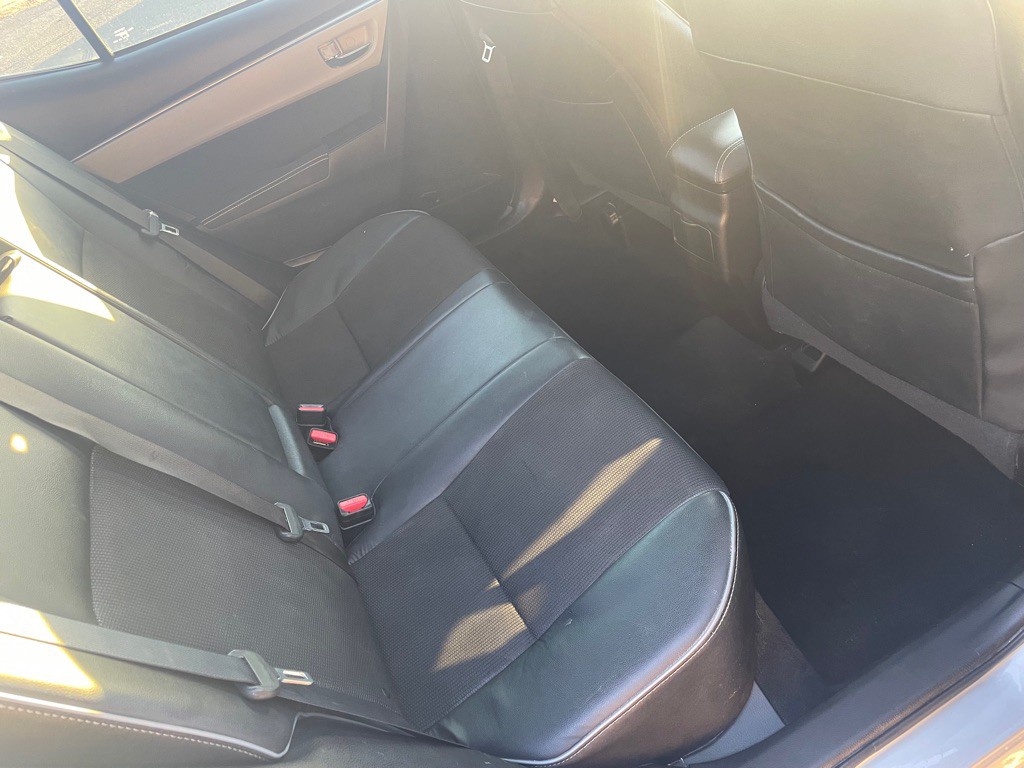 2016 Toyota Corolla Image 8