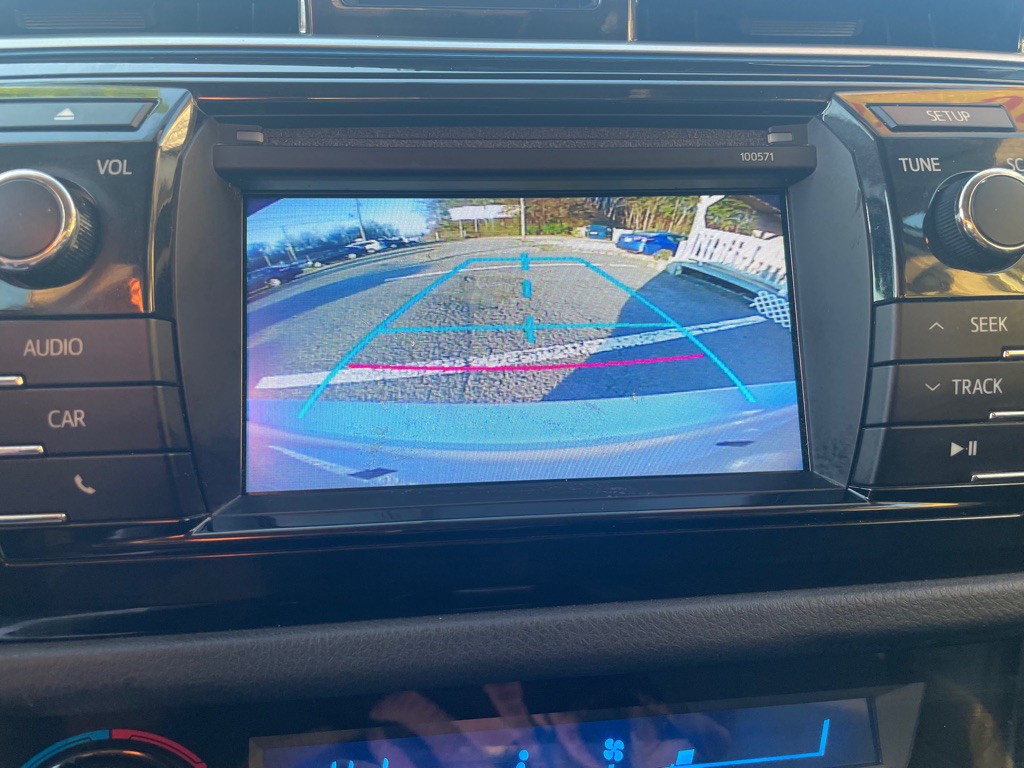 2016 Toyota Corolla Image 18