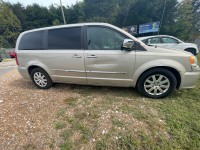 Image for 2014 Chrysler Town & Country Touring L ID: 7672602
