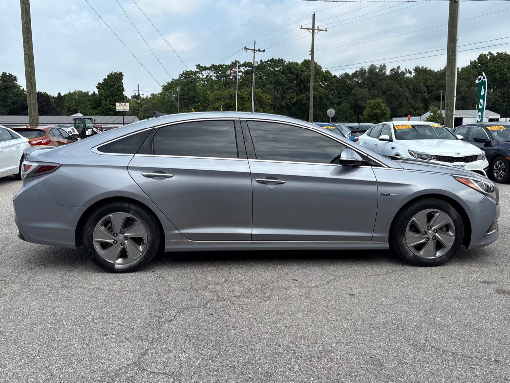 2016 Hyundai Sonata Image 4