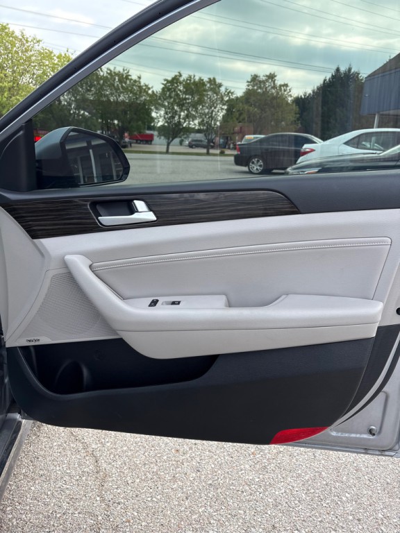 2016 Hyundai Sonata Image 13