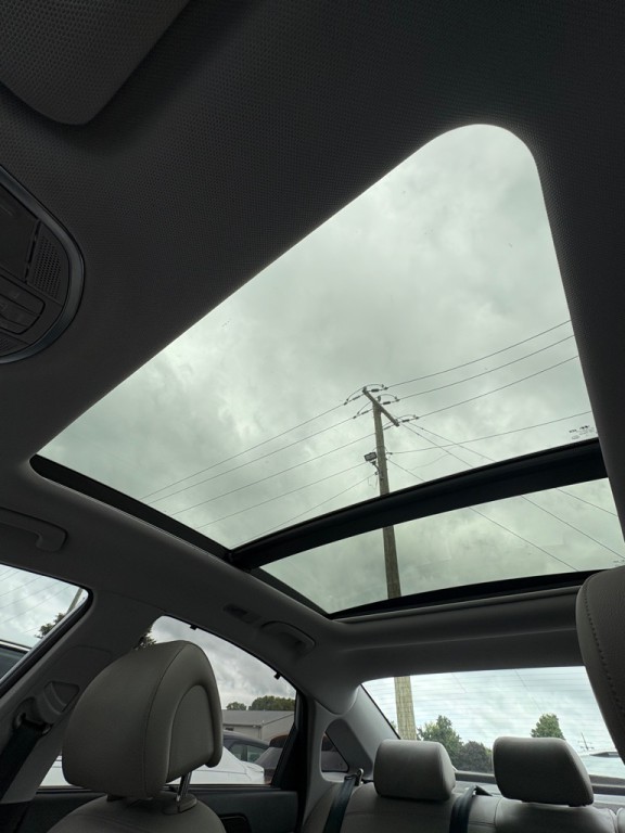 2016 Hyundai Sonata Image 24