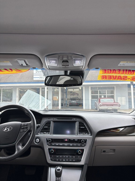2016 Hyundai Sonata Image 32