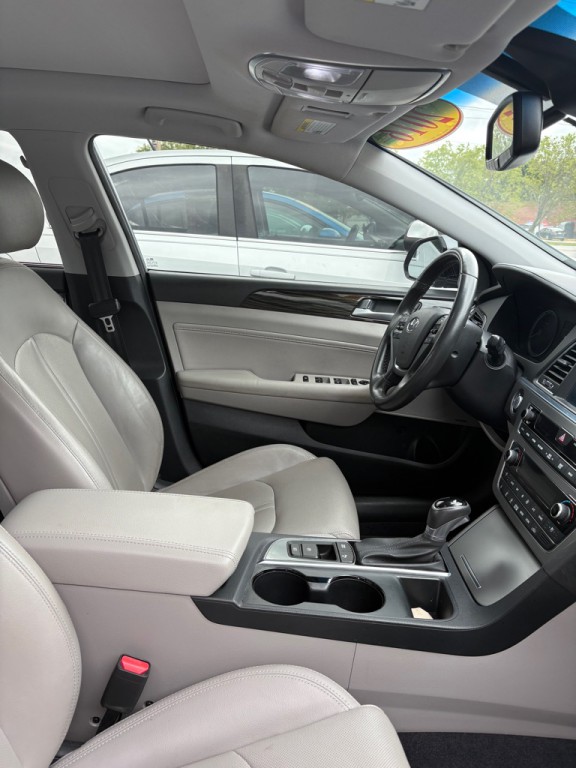 2016 Hyundai Sonata Image 34