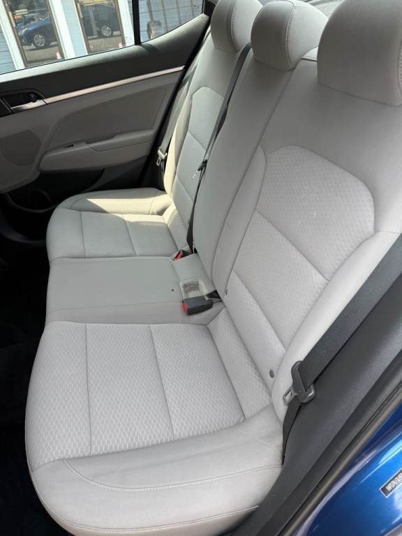 2020 Hyundai Elantra Image 10