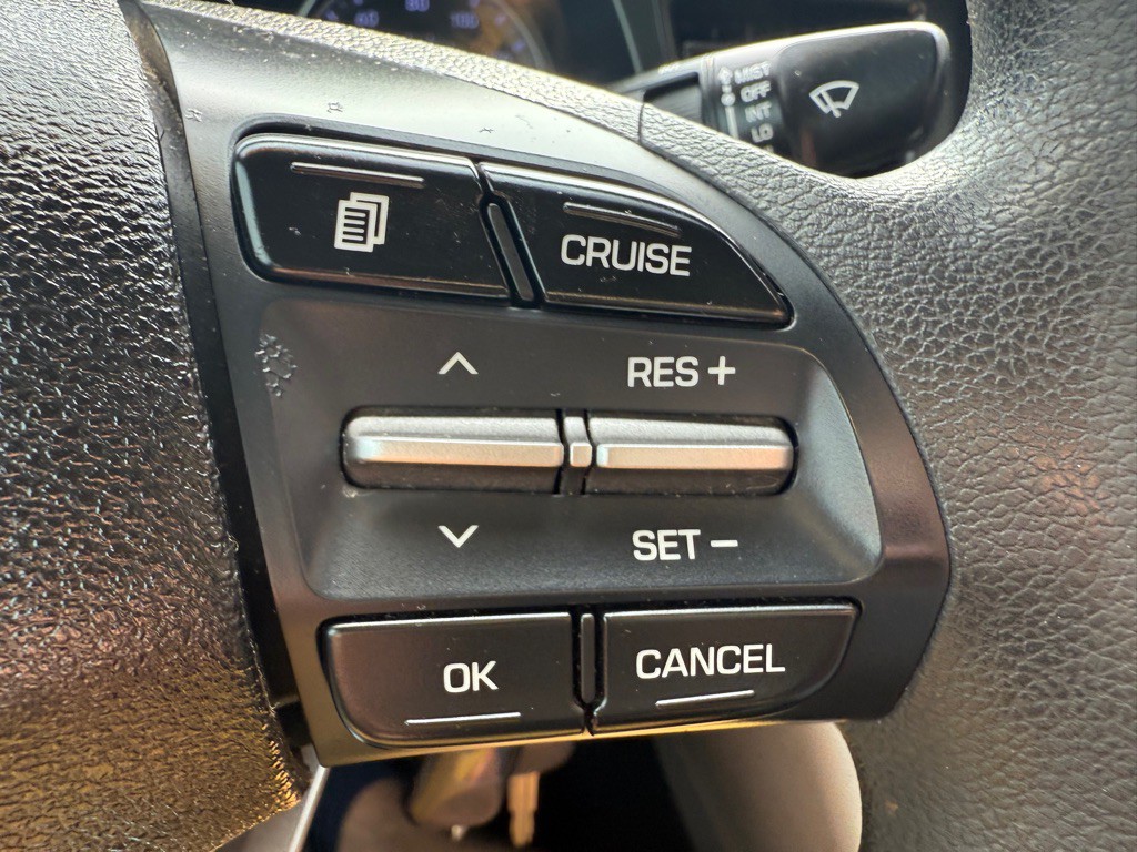 2020 Hyundai Elantra Image 20