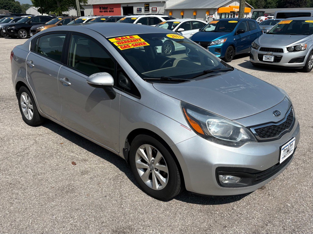 2013 Kia Rio Image 1