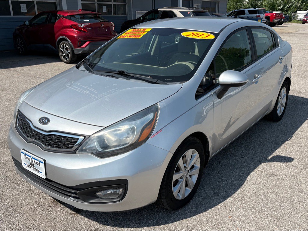 2013 Kia Rio Image 3