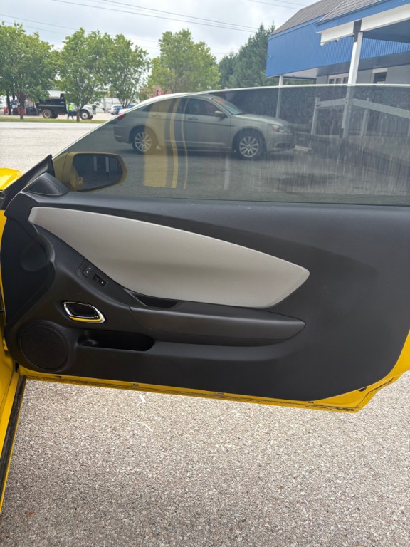 2013 Chevrolet Camaro Image 12