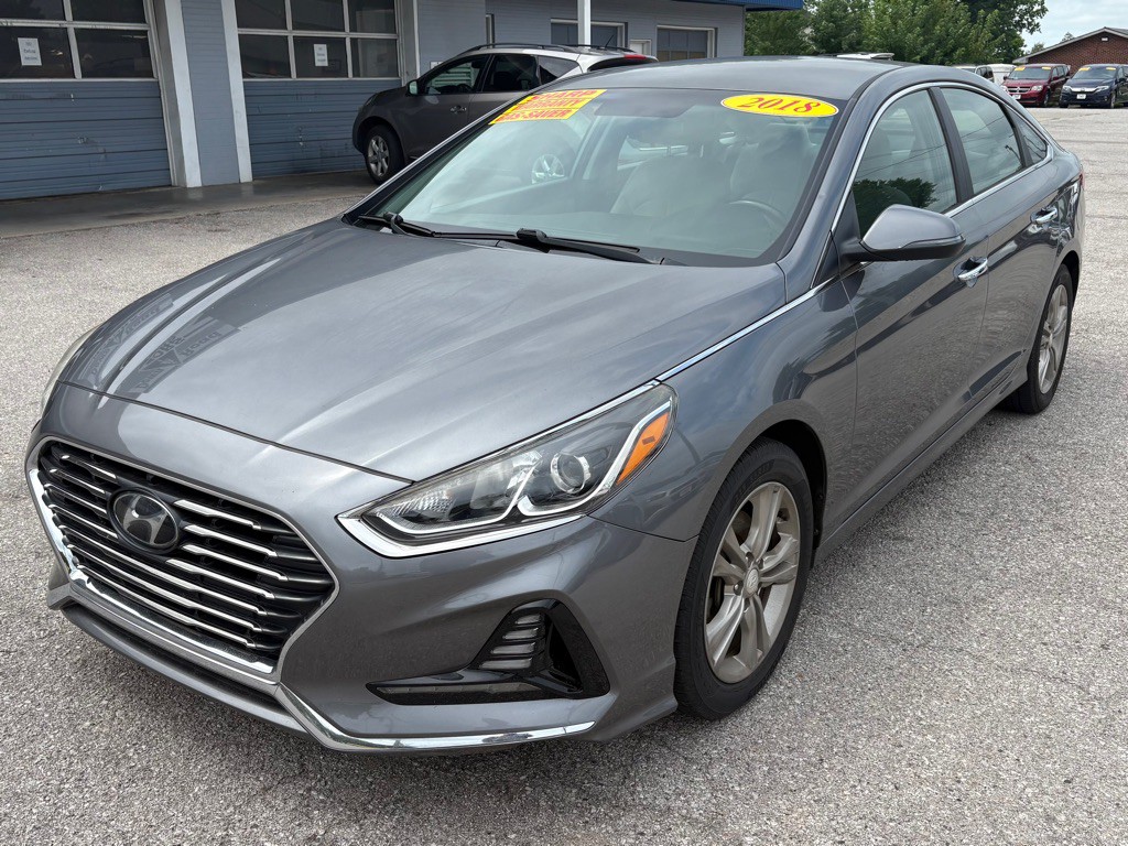 2018 Hyundai Sonata Image 4