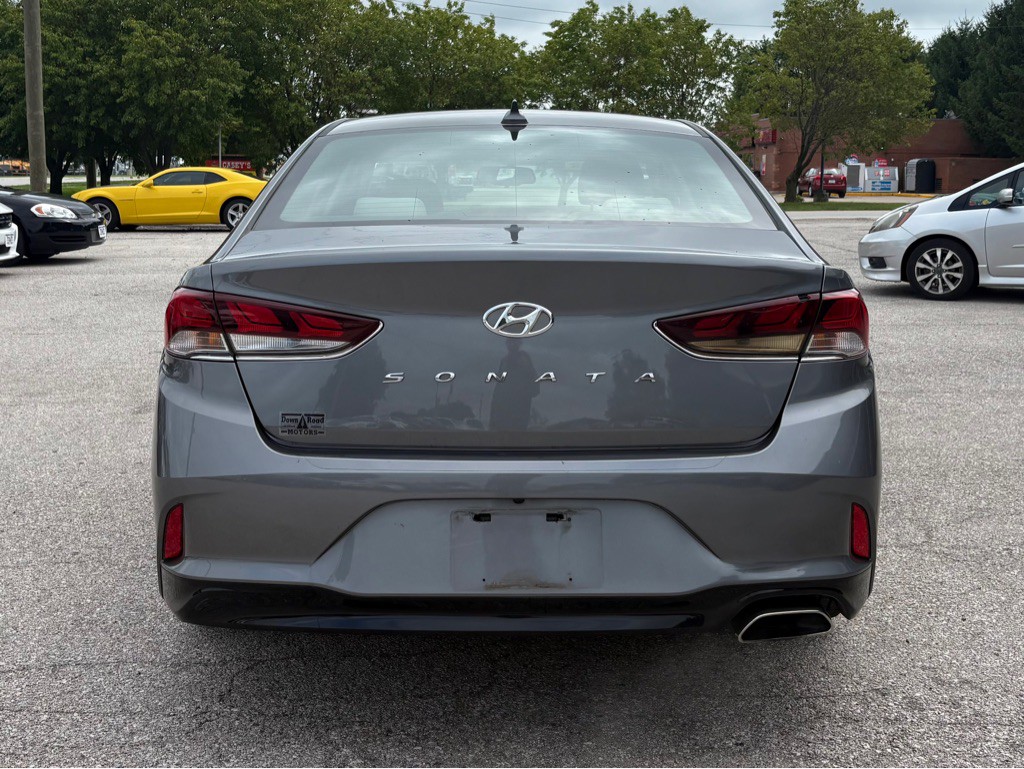 2018 Hyundai Sonata Image 8