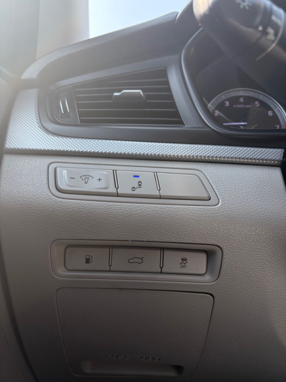 2018 Hyundai Sonata Image 9