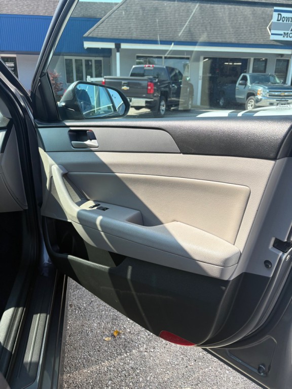 2018 Hyundai Sonata Image 17
