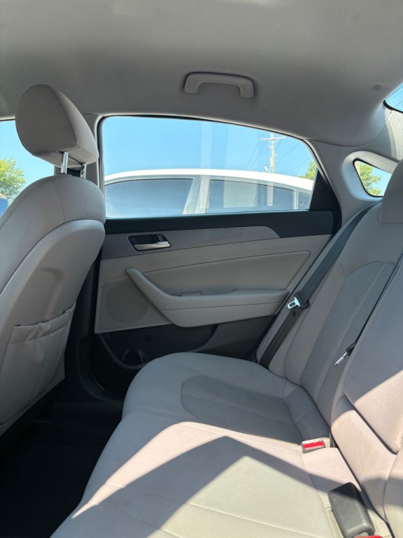 2018 Hyundai Sonata Image 18