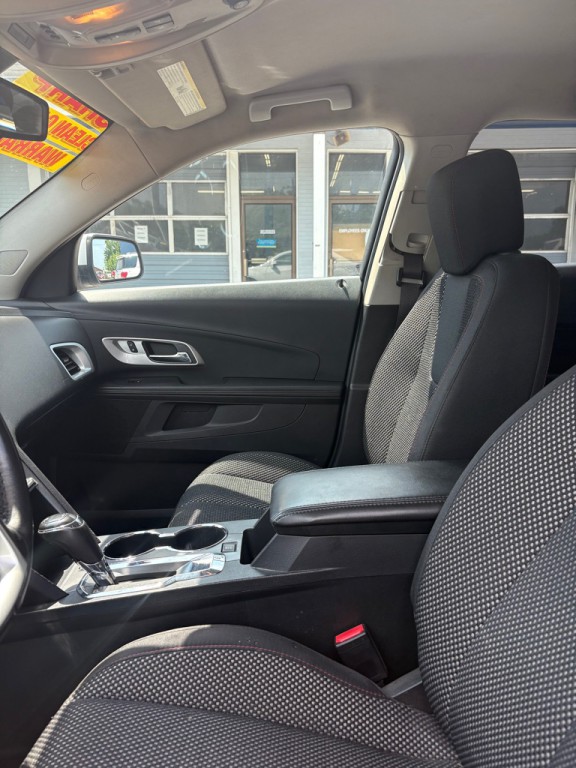 2017 Chevrolet Equinox Image 10