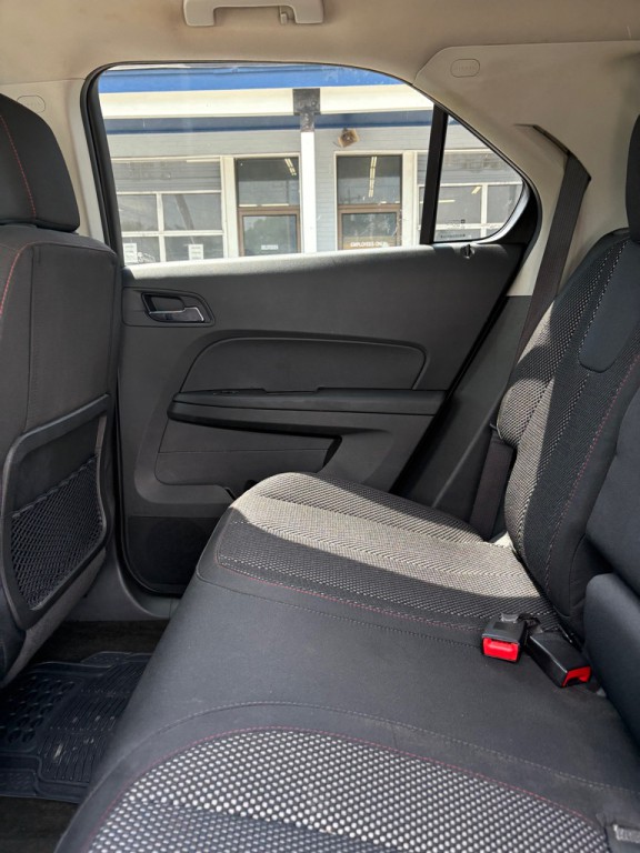 2017 Chevrolet Equinox Image 11