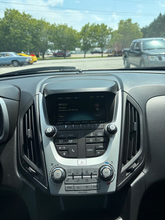 2017 Chevrolet Equinox Image 20