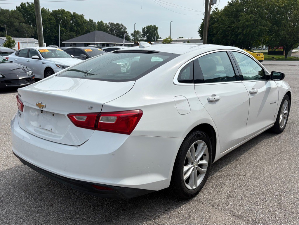 2016 Chevrolet Malibu Image 6