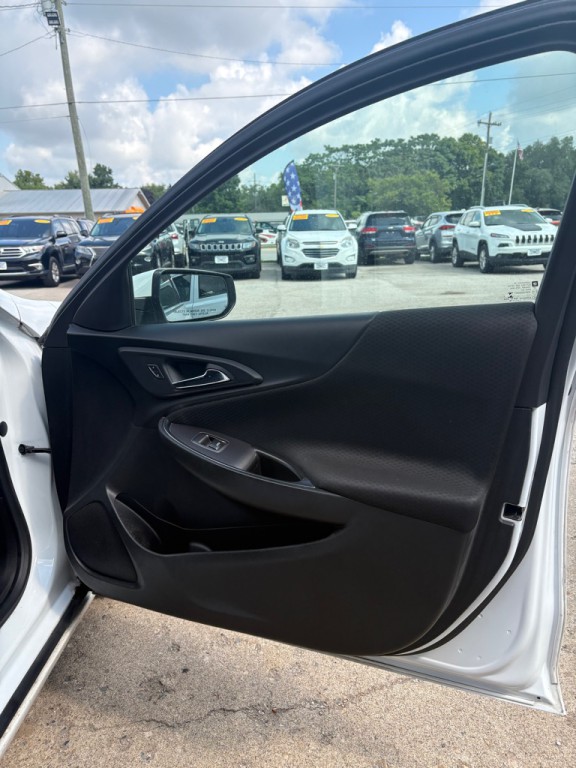 2016 Chevrolet Malibu Image 22