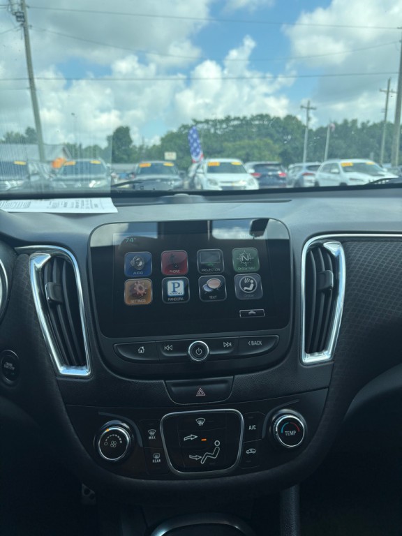 2016 Chevrolet Malibu Image 25