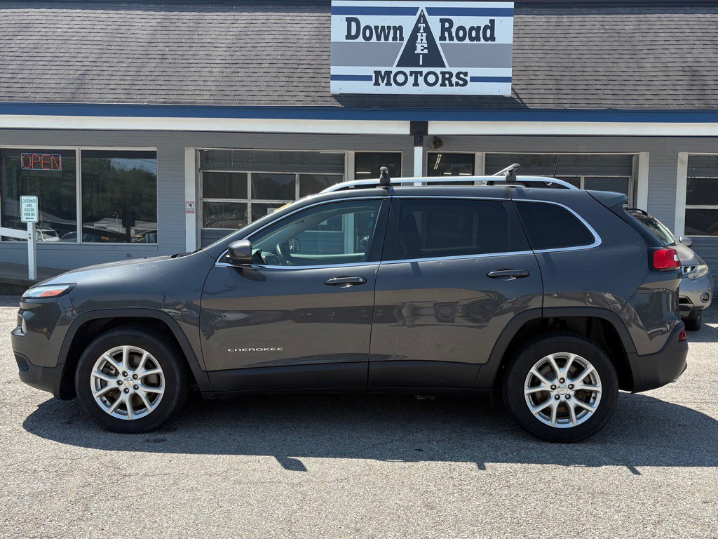 2016 Jeep Cherokee Image 2