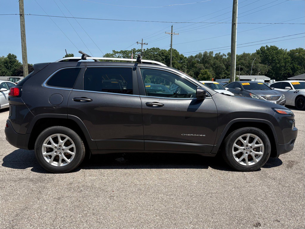 2016 Jeep Cherokee Image 7