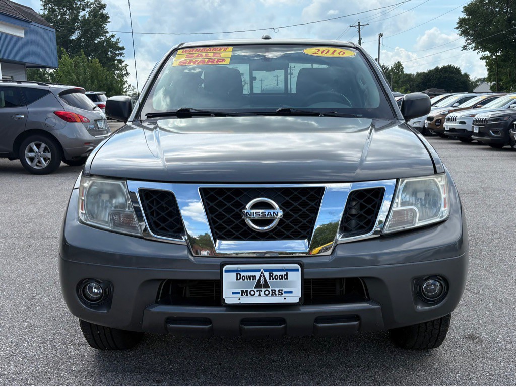 2016 Nissan Frontier Image 3